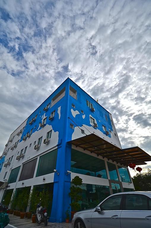 Yew Boutique Hotel Teluk Intan Exterior foto