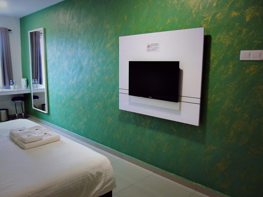 Yew Boutique Hotel Teluk Intan Zimmer foto