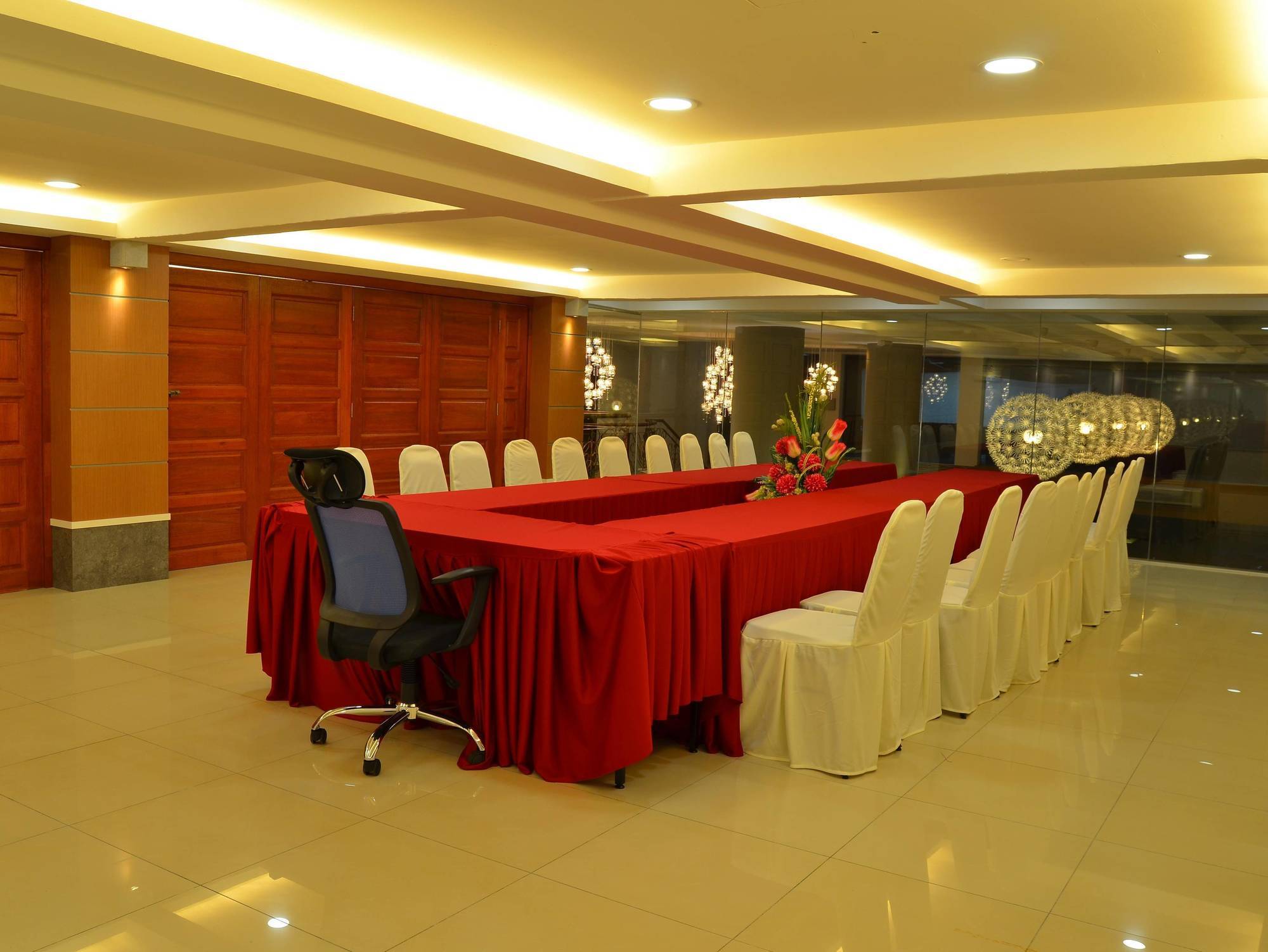 Yew Boutique Hotel Teluk Intan Exterior foto