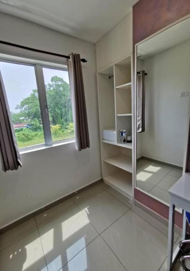 Yew Boutique Hotel Teluk Intan Exterior foto
